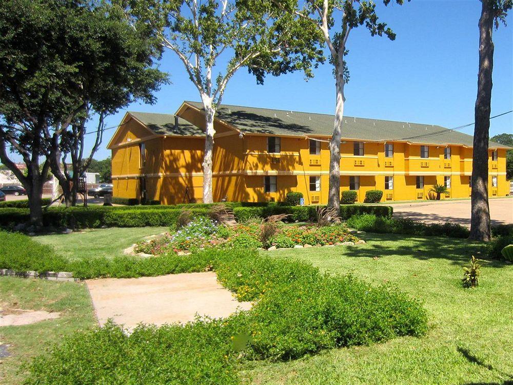 Americas Best Value Inn & Suites Brenham Luaran gambar