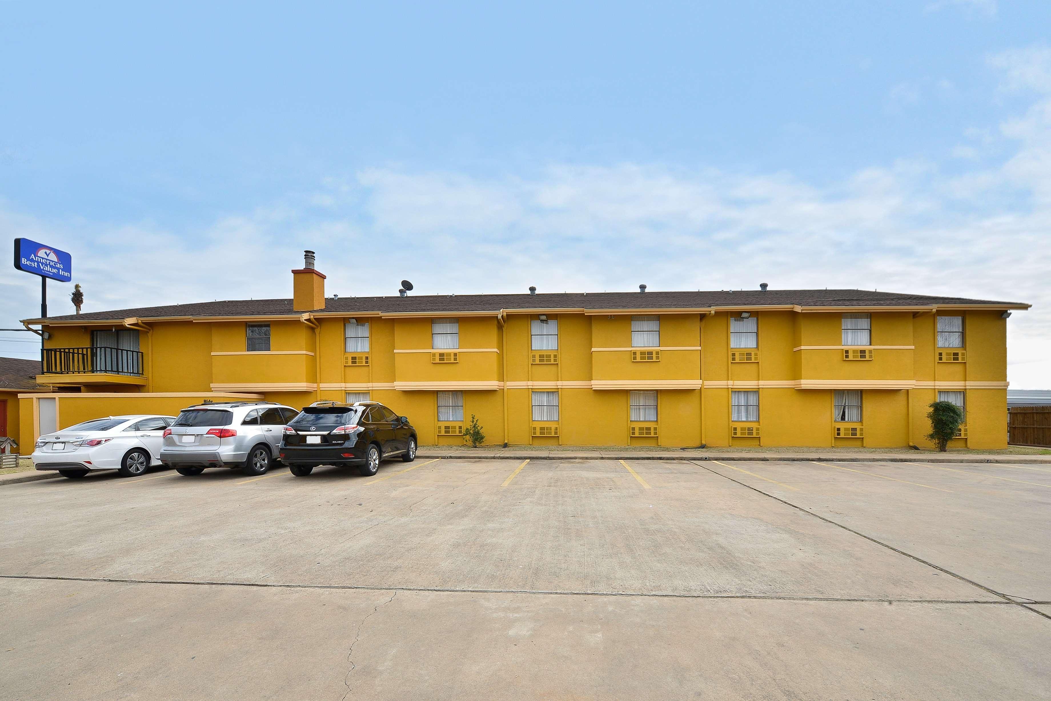 Americas Best Value Inn & Suites Brenham Luaran gambar