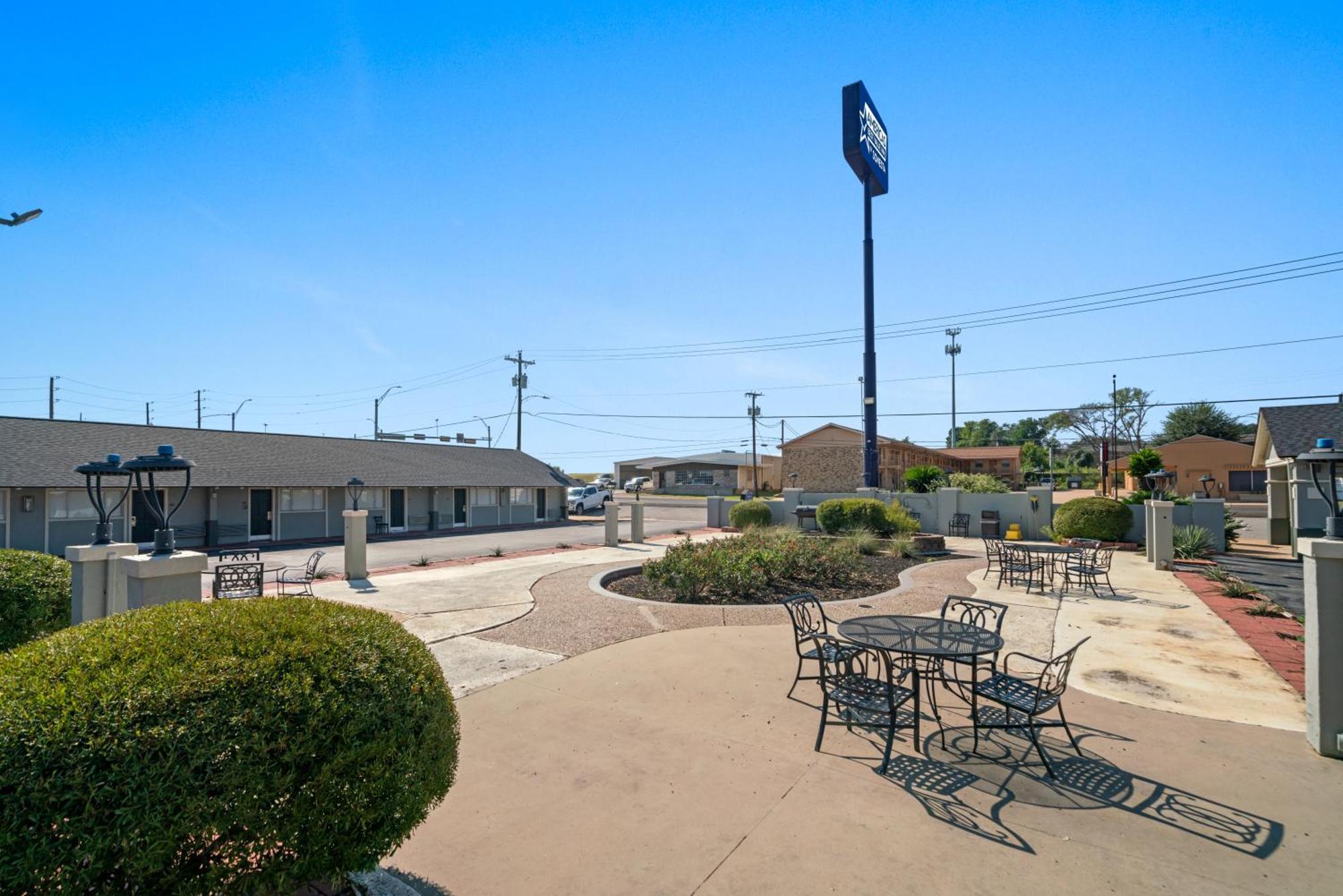 Americas Best Value Inn & Suites Brenham Luaran gambar