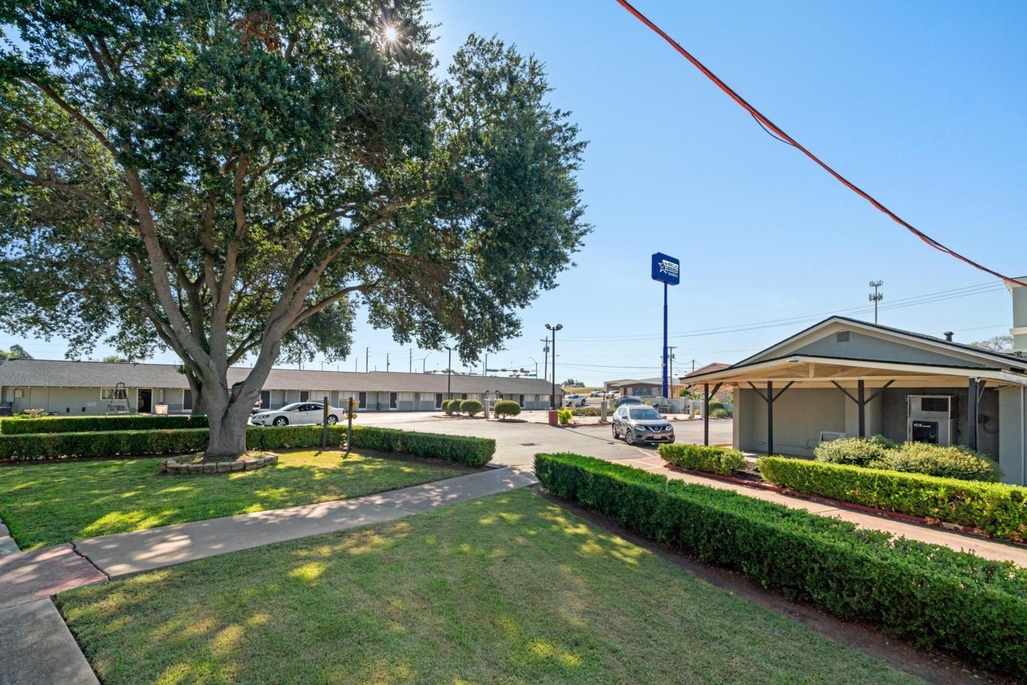 Americas Best Value Inn & Suites Brenham Luaran gambar